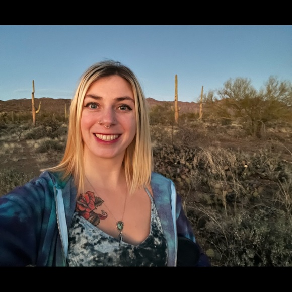 Meet your Posher, Shawnahawes 🖤 - Picture 6 of 16